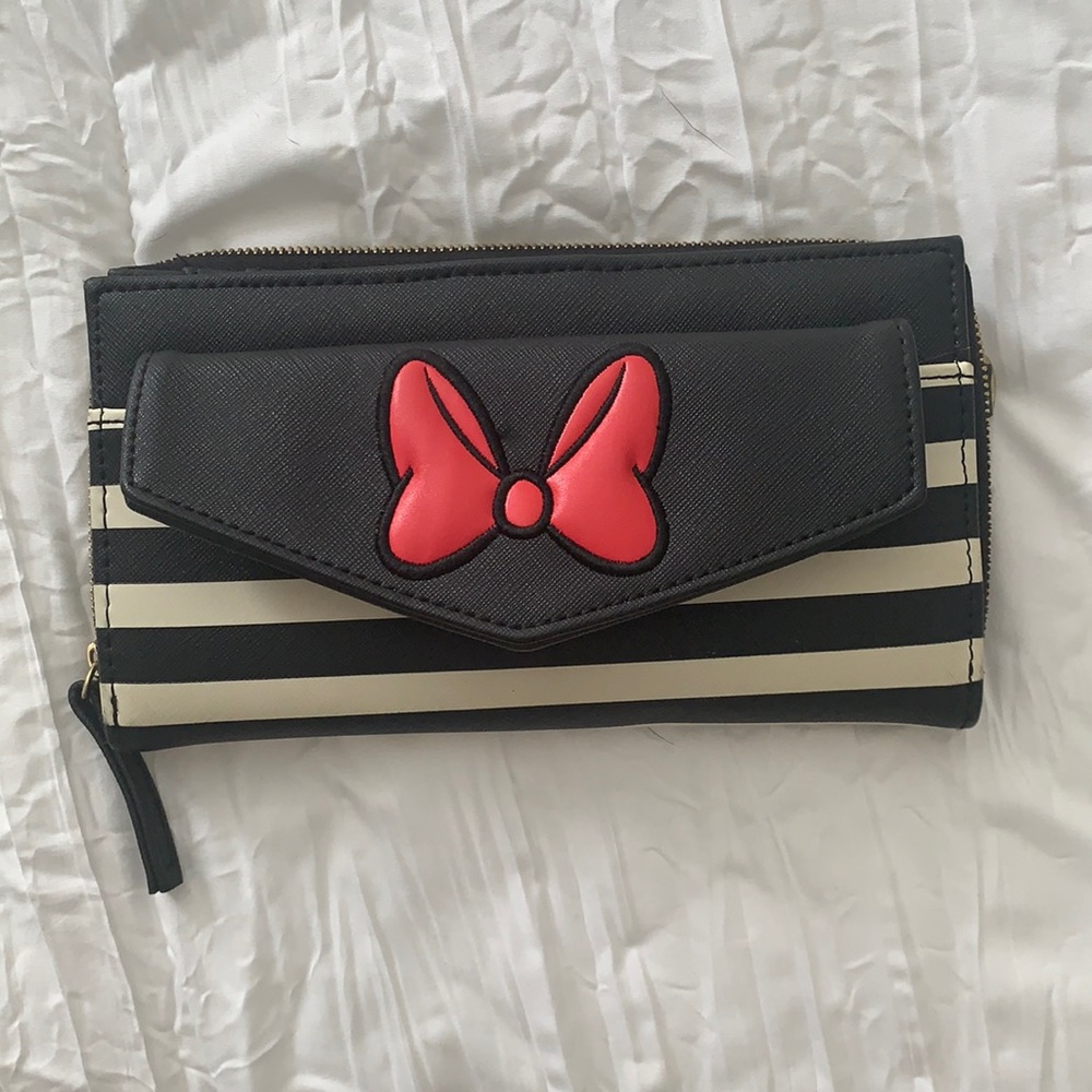 Minnie Mouse wallet